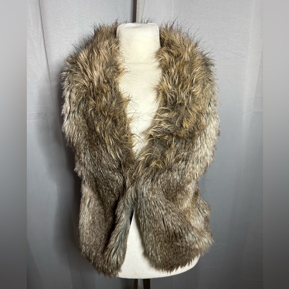 Express Jackets & Blazers - EXPRESS Faux Fur Vest Women Small Brown Open Front Boho Winter Layering